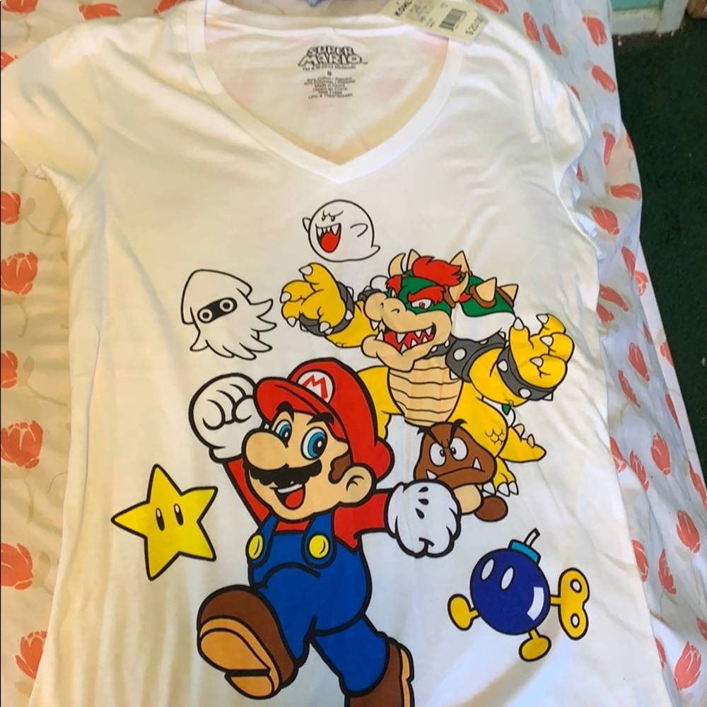 NWT SUPER MARIO BRO tee